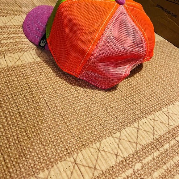 COPY - Goorin bros litmited edition trucker hat.                “LOUD LIZARD” !… - Picture 8 of 9